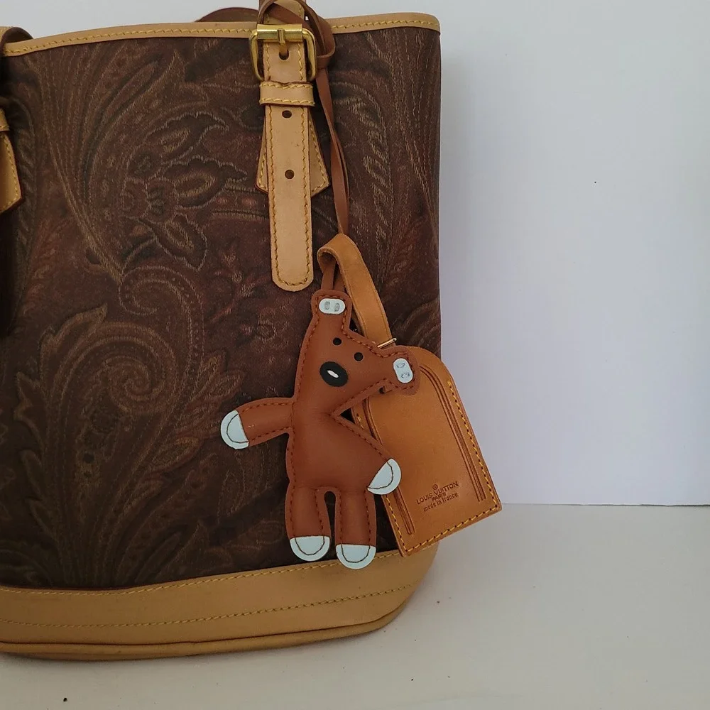 Louis Vuitton Bear Luggage Tag Bag Charm Vachetta Leather Brown Made in France